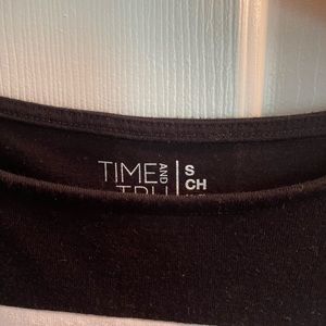 Time and Tru 3/4 sleeve